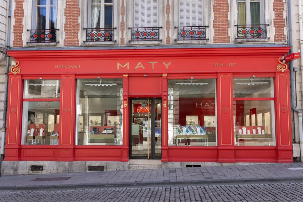 Shooting et contenu vidéo réalisés par Influmedia pour Maty Bijouterie